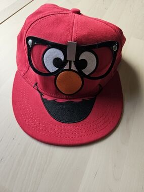 *Flawed* NWOT Sesame Street Elmo Nerd Glasses Hat Tek Flex Red Cap OSFM
